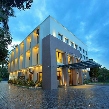 Hotel San Коллам Экстерьер фото