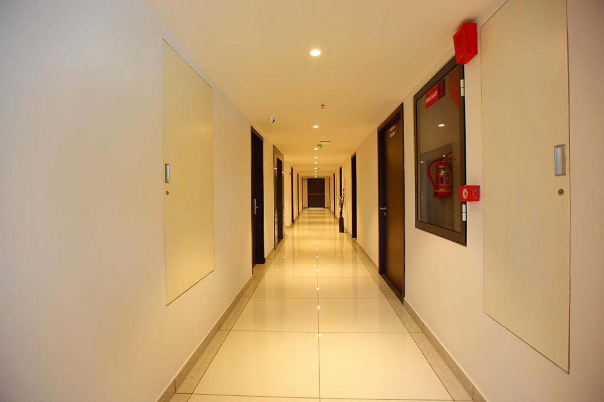 Hotel San Коллам Экстерьер фото