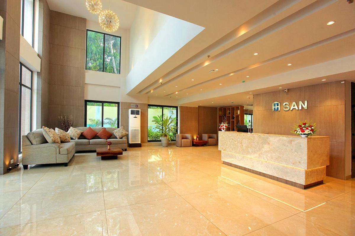 Hotel San Коллам Экстерьер фото